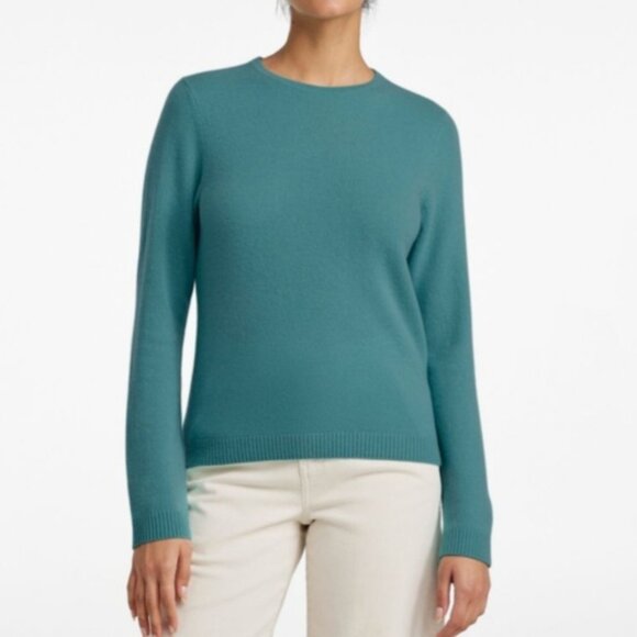 L.L Bean Women's Cashmere Classic, Crewneck Red Size Medium - Picture 6 of 11